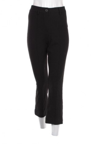 Γυναικείο παντελόνι Bershka, Μέγεθος S, Χρώμα Μαύρο, Τιμή 15,35 €