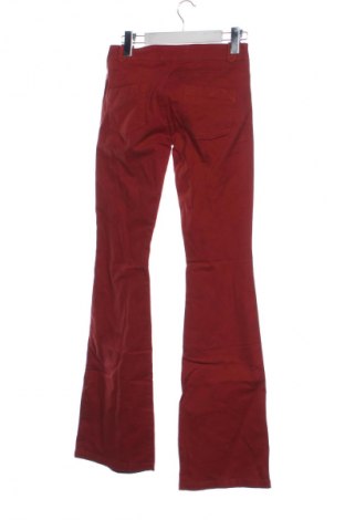 Дамски панталон Bershka, Размер S, Цвят Червен, Цена 46,00 лв.