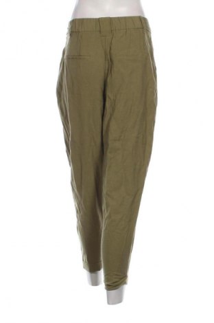 Damskie spodnie Bershka, Rozmiar M, Kolor Zielony, Cena 66,67 zł