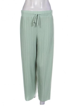 Γυναικείο παντελόνι Bershka, Μέγεθος M, Χρώμα Πράσινο, Τιμή 14,77 €