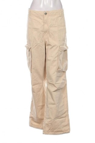 Damenhose Bershka, Größe L, Farbe Beige, Preis € 14,83