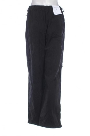 Дамски панталон Bershka, Размер M, Цвят Черен, Цена 26,99 лв.