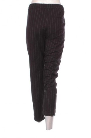 Dámské kalhoty  C&A, Velikost XL, Barva Vícebarevné, Cena  209,00 Kč