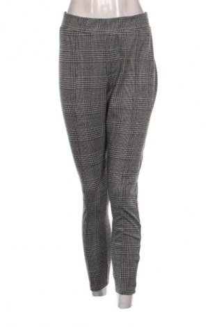 Дамски панталон C&A, Размер L, Цвят Многоцветен, Цена 11,99 лв.