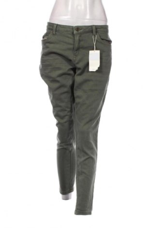 Dámské kalhoty  C&A, Velikost XL, Barva Zelená, Cena  399,00 Kč