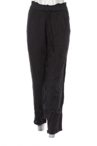 Дамски панталон Janina, Размер M, Цвят Черен, Цена 9,99 лв.