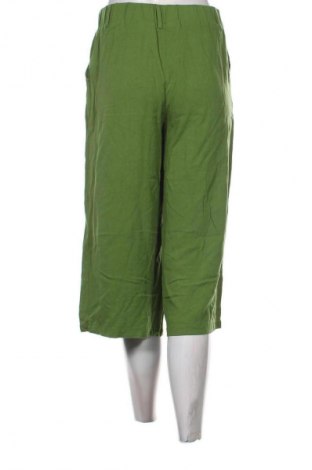 Pantaloni de femei LC Waikiki, Mărime M, Culoare Verde, Preț 126,32 Lei