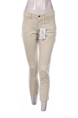 Дамски панталон Mac, Размер S, Цвят Бежов, Цена 142,99 лв.