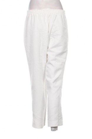 Дамски панталон Mohito, Размер M, Цвят Бял, Цена 28,88 лв.