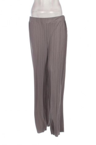 Дамски панталон Page One, Размер L, Цвят Сив, Цена 29,33 лв.