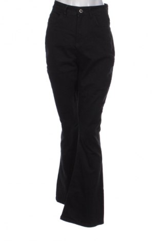 Dámské kalhoty  Pretty Little Thing, Velikost M, Barva Černá, Cena  688,00 Kč