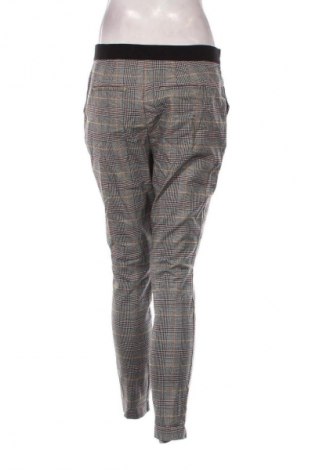 Pantaloni de femei Reserved, Mărime M, Culoare Multicolor, Preț 40,99 Lei
