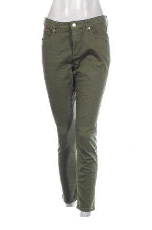 Damenhose S.Oliver, Größe M, Farbe Grün, Preis € 9,99