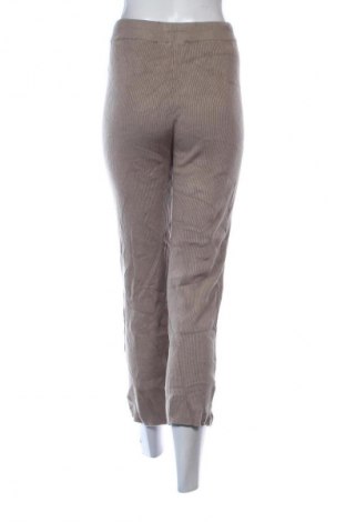 Дамски панталон Stradivarius, Размер M, Цвят Бежов, Цена 11,99 лв.