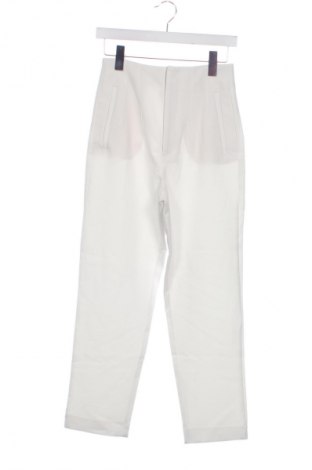 Damenhose Stradivarius, Größe XS, Farbe Weiß, Preis € 14,77