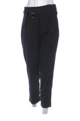 Дамски панталон Stradivarius, Размер M, Цвят Черен, Цена 28,88 лв.