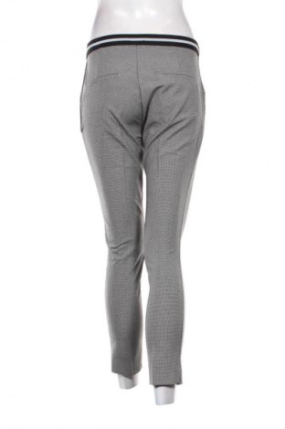 Damenhose Stradivarius, Größe S, Farbe Grau, Preis € 14,77
