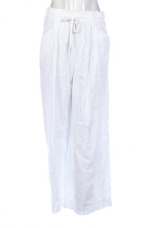 Дамски панталон Unbranded, Размер M, Цвят Бял, Цена 46,00 лв.