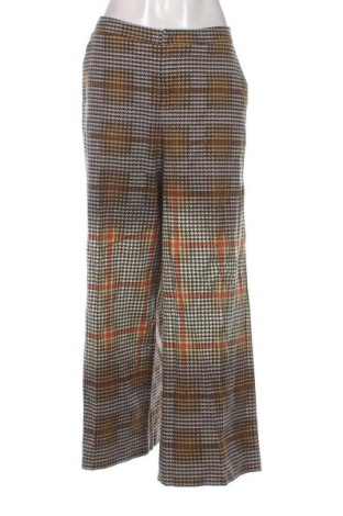 Damenhose United Colors Of Benetton, Größe XL, Farbe Mehrfarbig, Preis 15,99 €