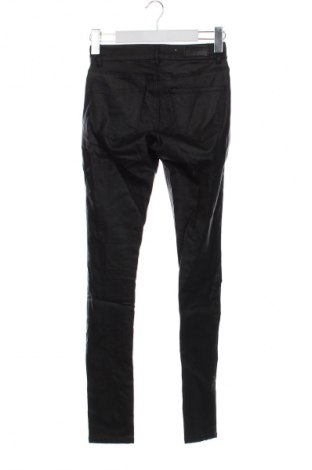 Női nadrág Vero Moda, Méret XS, Szín Fekete, Ár 5 474 Ft