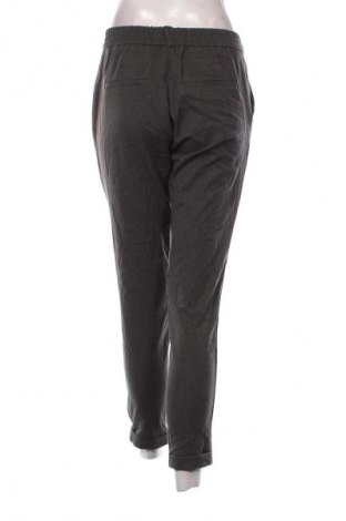 Дамски панталон Vero Moda, Размер S, Цвят Сив, Цена 8,99 лв.