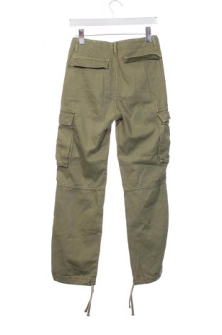 Pantaloni de femei Zara, Mărime XS, Culoare Verde, Preț 71,00 Lei