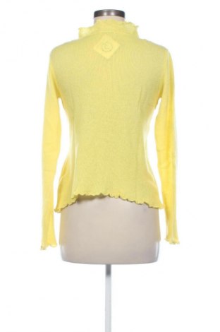 Дамски пуловер Born, Размер M, Цвят Жълт, Цена 41,00 лв.