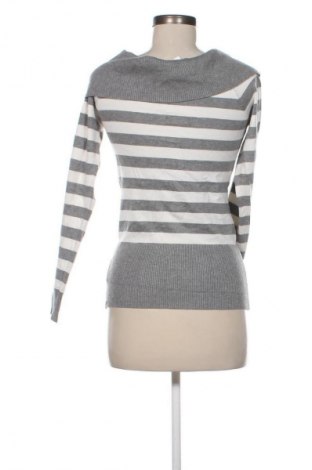 Dámský svetr Guess, Velikost M, Barva Vícebarevné, Cena  869,00 Kč