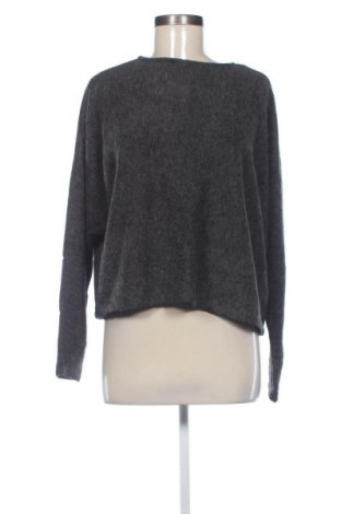Dámský svetr H&M, Velikost M, Barva Šedá, Cena  367,00 Kč