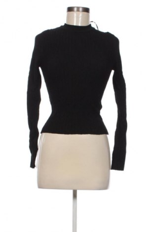 Dámský svetr Pull&Bear, Velikost M, Barva Černá, Cena  179,00 Kč