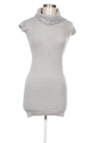 Damenpullover Terranova, Größe S, Farbe Grau, Preis 8,99 €