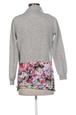 Női pulóver Unbranded, Méret M, Szín Szürke, Ár 9 020 Ft