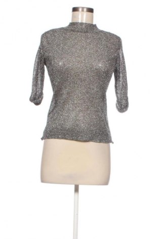 Pulover de femei Unbranded, Mărime S, Culoare Argintiu, Preț 76,00 Lei