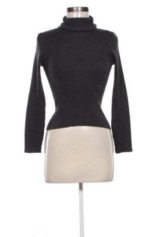 Дамски пуловер Unbranded, Размер S, Цвят Сив, Цена 29,33 лв.