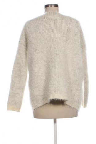 Γυναικείο πουλόβερ United Colors Of Benetton, Μέγεθος S, Χρώμα Εκρού, Τιμή 32,32 €