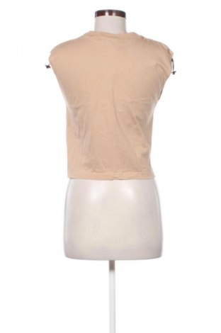 Top sport de damă. Nike, Mărime XS, Culoare Bej, Preț 87,46 Lei