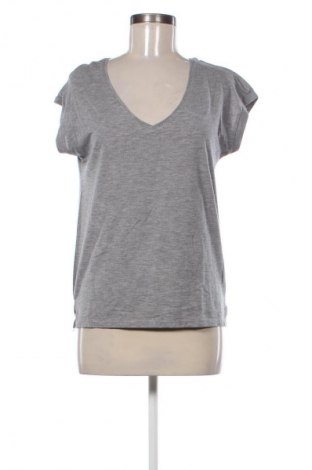 Top de femei Reserved, Mărime M, Culoare Gri, Preț 76,00 Lei