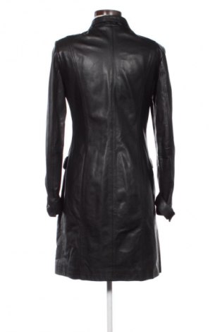 Дамско кожено палто Hugo Boss, Размер S, Цвят Черен, Цена 330,50 лв.