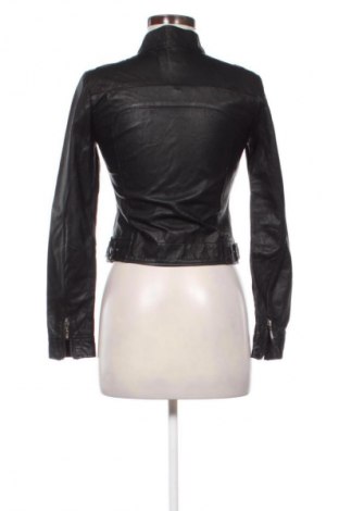 Γυναικείο δερμάτινο μπουφάν Forever New, Μέγεθος S, Χρώμα Μαύρο, Τιμή 90,24 €