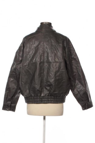 Γυναικείο δερμάτινο μπουφάν Pull&Bear, Μέγεθος M, Χρώμα Γκρί, Τιμή 24,99 €