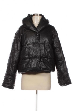 Γυναικείο δερμάτινο μπουφάν Zara, Μέγεθος M, Χρώμα Μαύρο, Τιμή 25,99 €