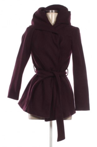 Damski płaszcz Amisu, Rozmiar XS, Kolor Czerwony, Cena 382,62 zł