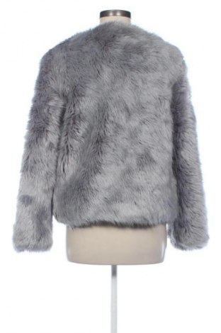 Дамско палто Bershka, Размер S, Цвят Многоцветен, Цена 88,00 лв.