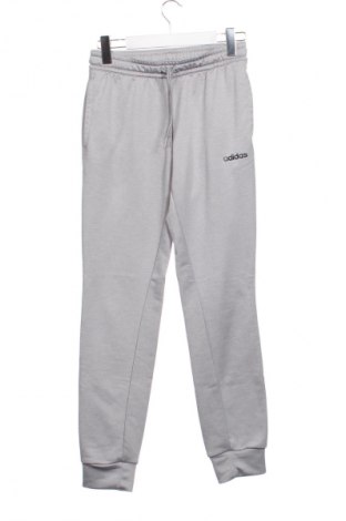 Pantaloni trening de femei Adidas, Mărime XS, Culoare Gri, Preț 108,00 Lei