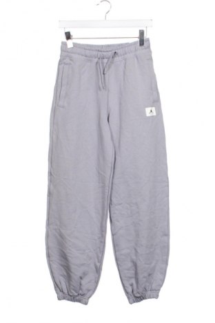 Dámské tepláky Air Jordan Nike, Velikost XS, Barva Šedá, Cena  1 579,00 Kč