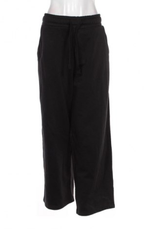 Női sport nadrág Bershka, Méret XL, Szín Fekete, Ár 6 600 Ft