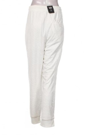 Dámske tepláky Black Squad, Veľkosť XL, Farba Biela, Cena  21,95 €