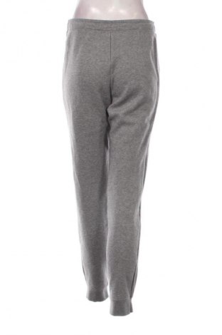 Dámske tepláky Nike, Veľkosť M, Farba Sivá, Cena  20,97 €