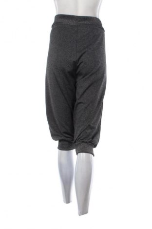 Дамско спортно долнище Unbranded, Размер 4XL, Цвят Сив, Цена 29,00 лв.