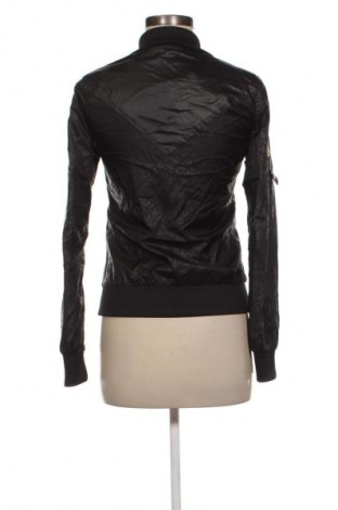 Дамско спортно горнище Adidas, Размер S, Цвят Черен, Цена 45,99 лв.